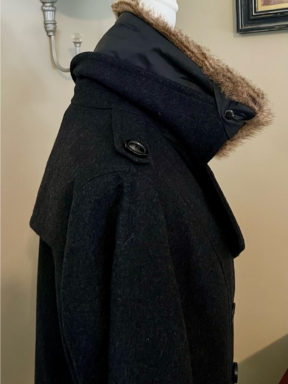 Banana Republic Faux Fur Black Double-Breasted Mid Length Coat S/462871 - Picture 8 of 14